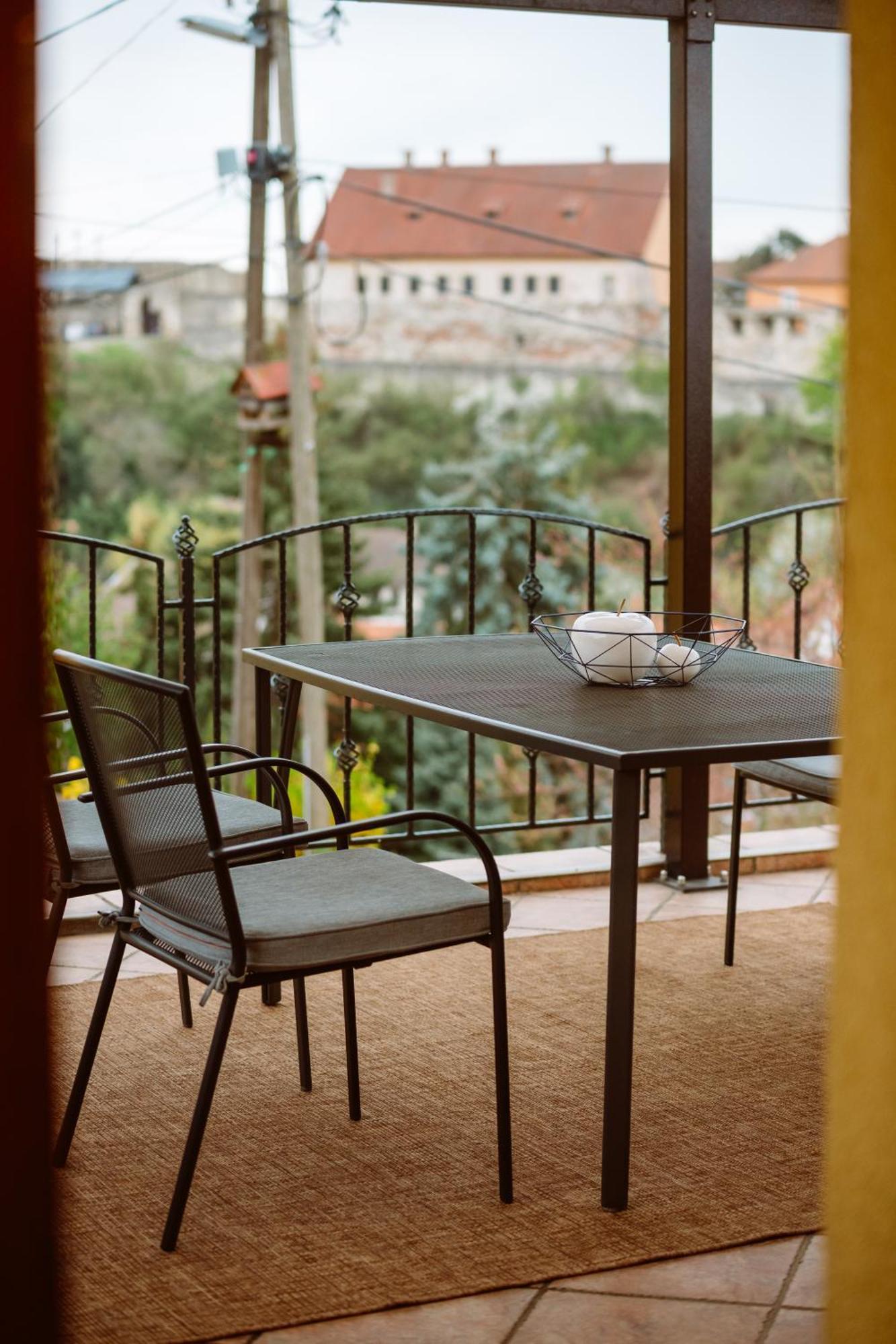 Kiralyszeke Apartman Эгер Экстерьер фото